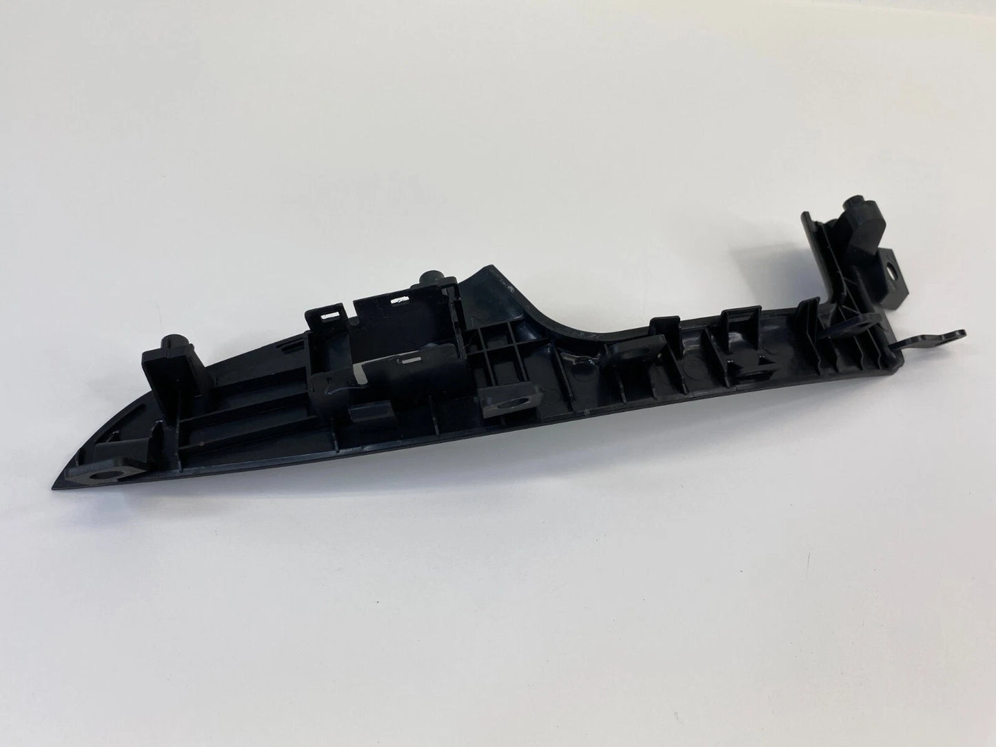 2014-2016 HYUNDAI ELANTRA BACK REAR LEFT SIDE DOOR WINDOW SWITCH TRIM BEZEL OEM