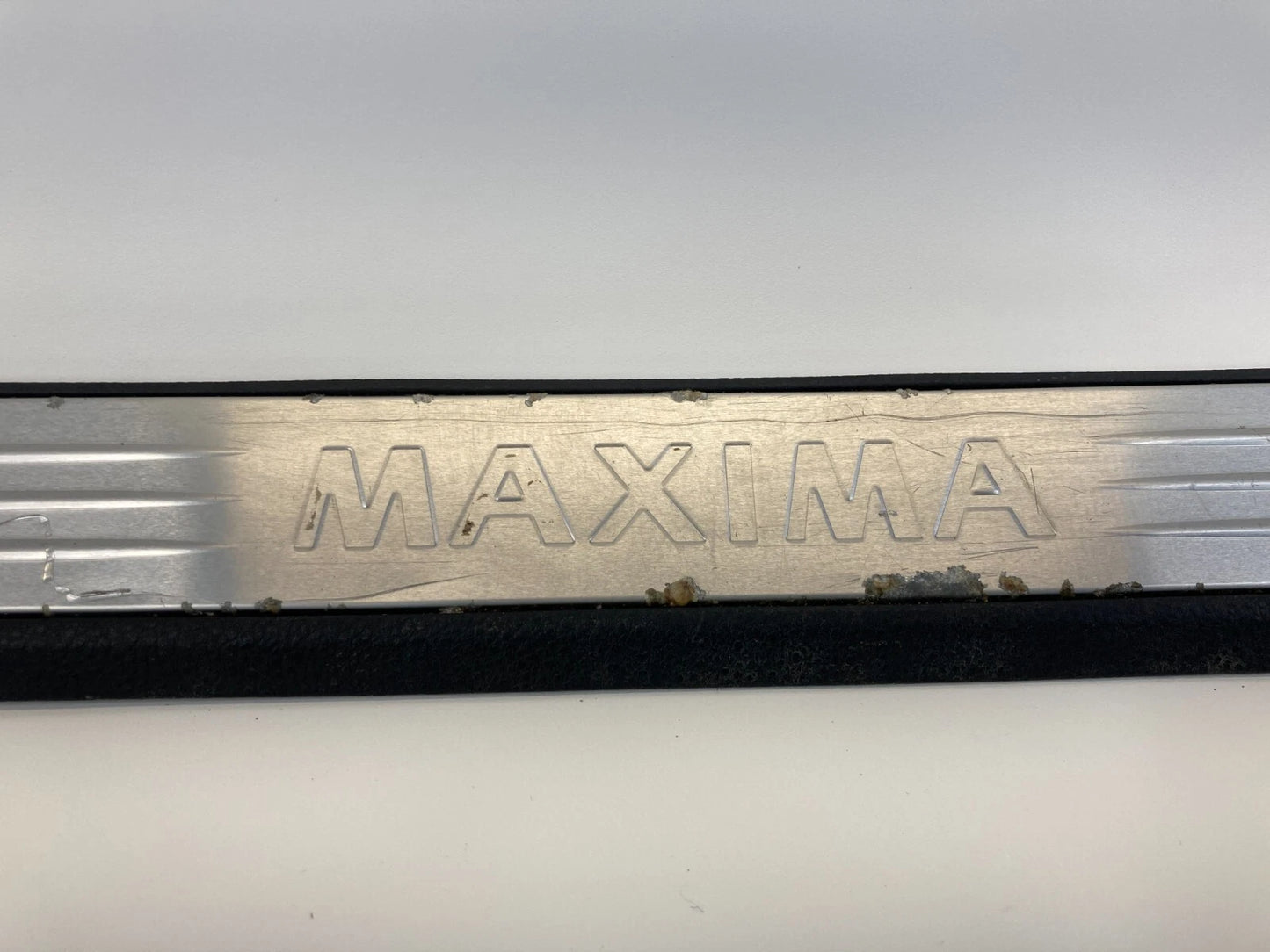 2009-2014 NISSAN MAXIMA FRONT RIGHT SIDE DOOR SILL SCUFF STEP PLATE TRIM