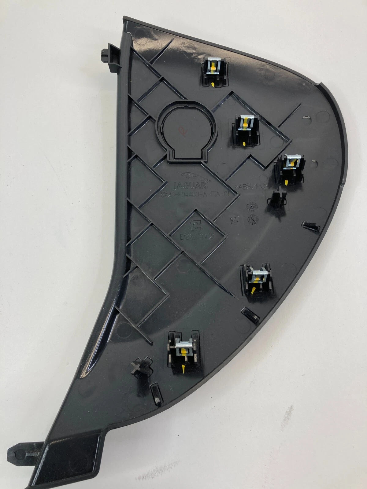 2009-2015 JAGUAR XF RIGHT PASSENGER SIDE DASH END CAP COVER TRIM 8X23-F04480-A