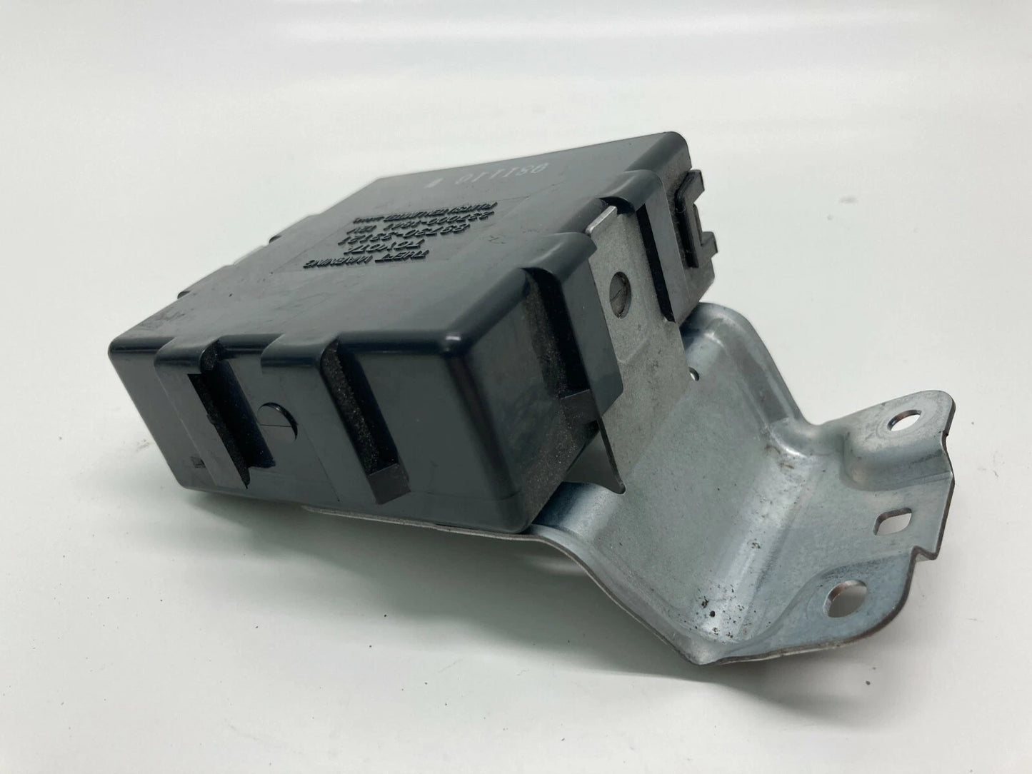 1998 1999 LEXUS ES300 THEFT LOCKING WARNING CONTROL MODULE UNIT 89730-33121 OEM