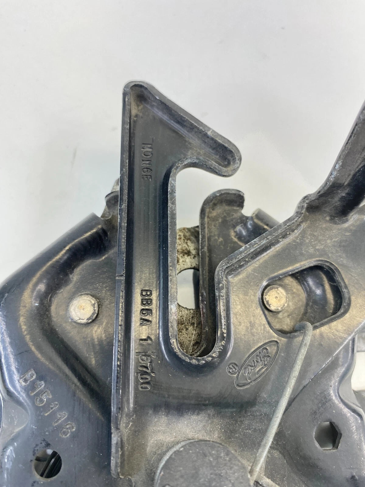 13-19 FORD EXPLORER POLICE INTERCEPTOR UTILITY HOOD LOCK LATCH RELEASE ACTUATOR