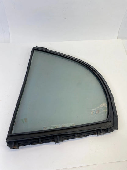 98-05 LEXUS GS300 RIGHT PASSENGER SIDE REAR DOOR VENT GLASS WINDOW 68188-30120