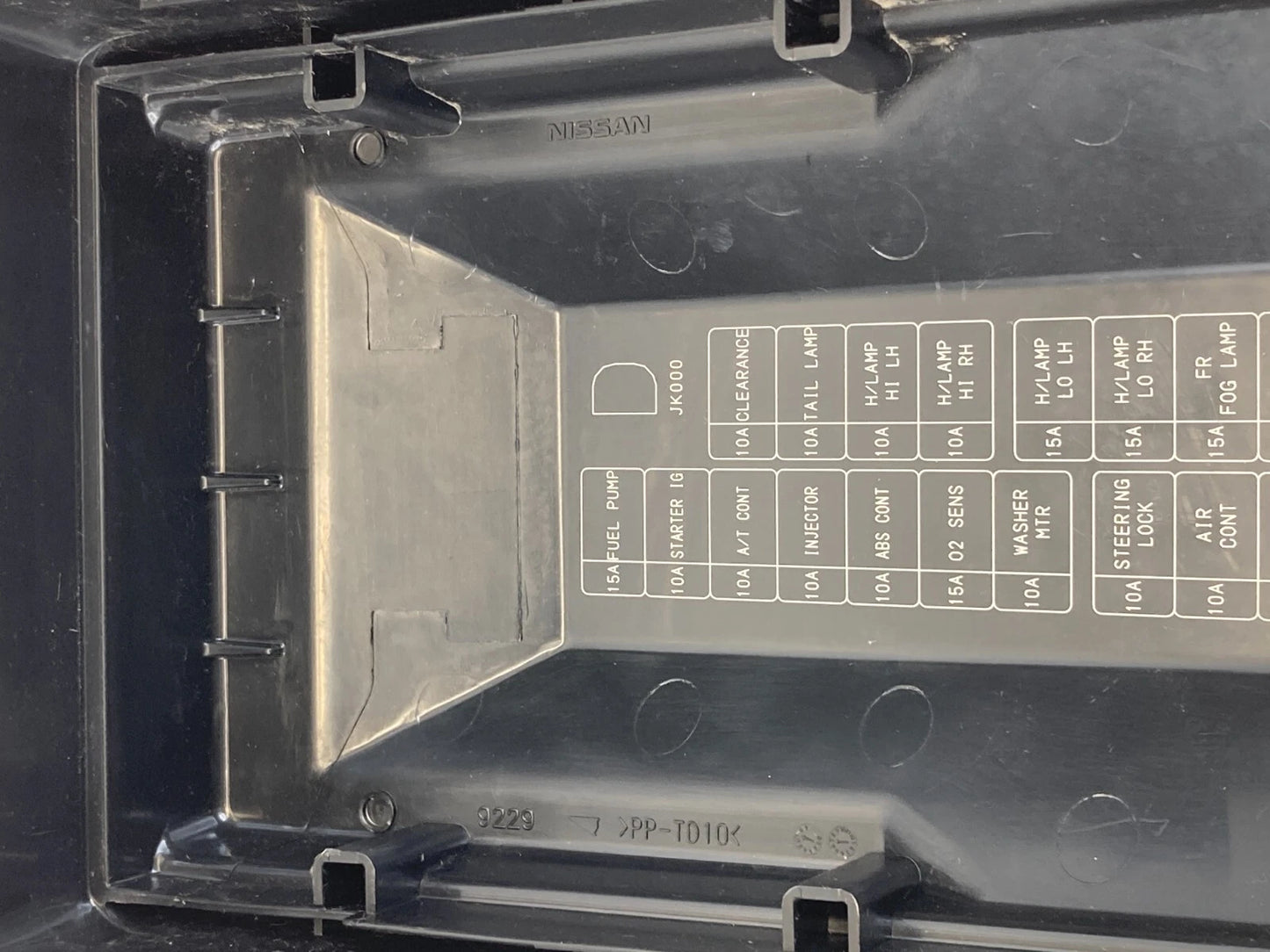 07 08 INFINITI G35 3.5L V6 AT ENGINE FUSE BOX RELAY JUNCTION COVER PANEL OEM