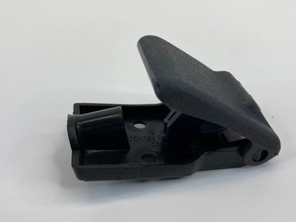 2001-2006 HYUNDAI ELANTRA HOOD RELEASE HANDLE LEVER HOOD RELEASE HANDLE OEM