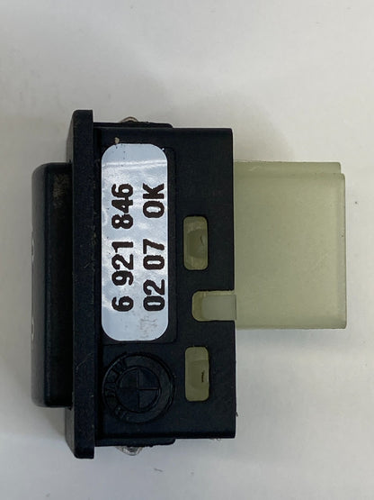 2004-2007 525i 04 05 BMW 545i Trunk Lid Release Control Switch Button 6921846