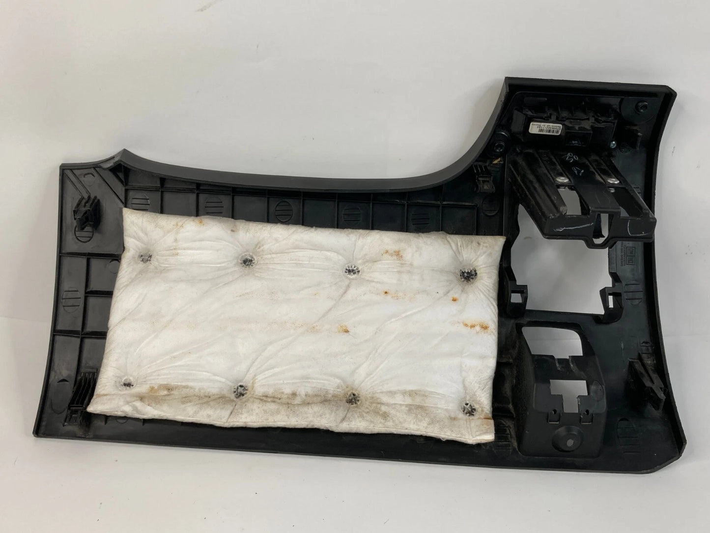 12-15 CHEVROLET CAPTIVA SPORT FRONT DASH LOWER STEERING COLUMN FILLER 25925607