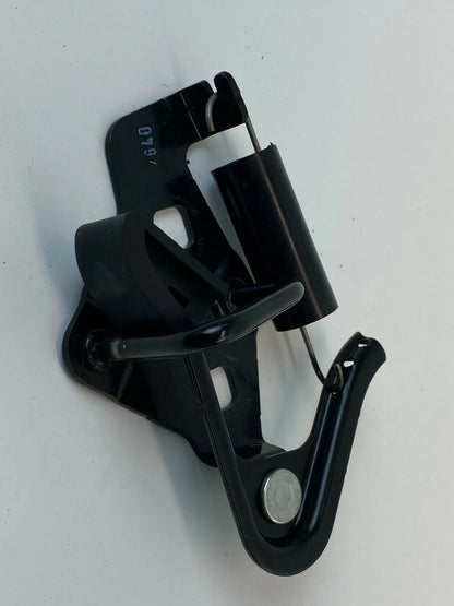 2006-2012 FORD FUSION REAR TRUNK LOCK LATCH RECEIVER STRIKER RELEASE 54404B12