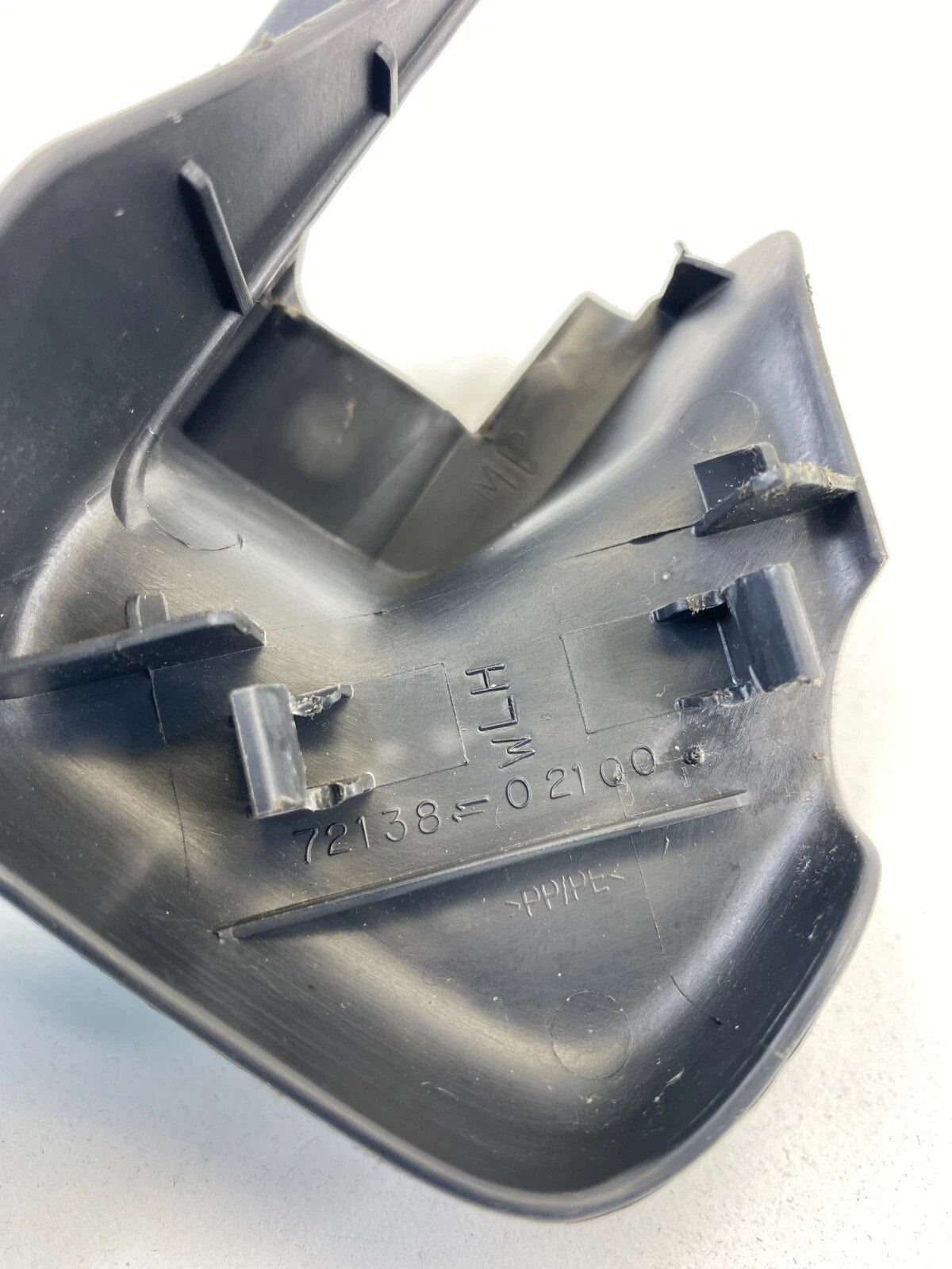 2009-2013 TOYOTA MATRIX LEFT OUTER SEAT TRACK END COVER TRIM CAP 72138-02100 OEM