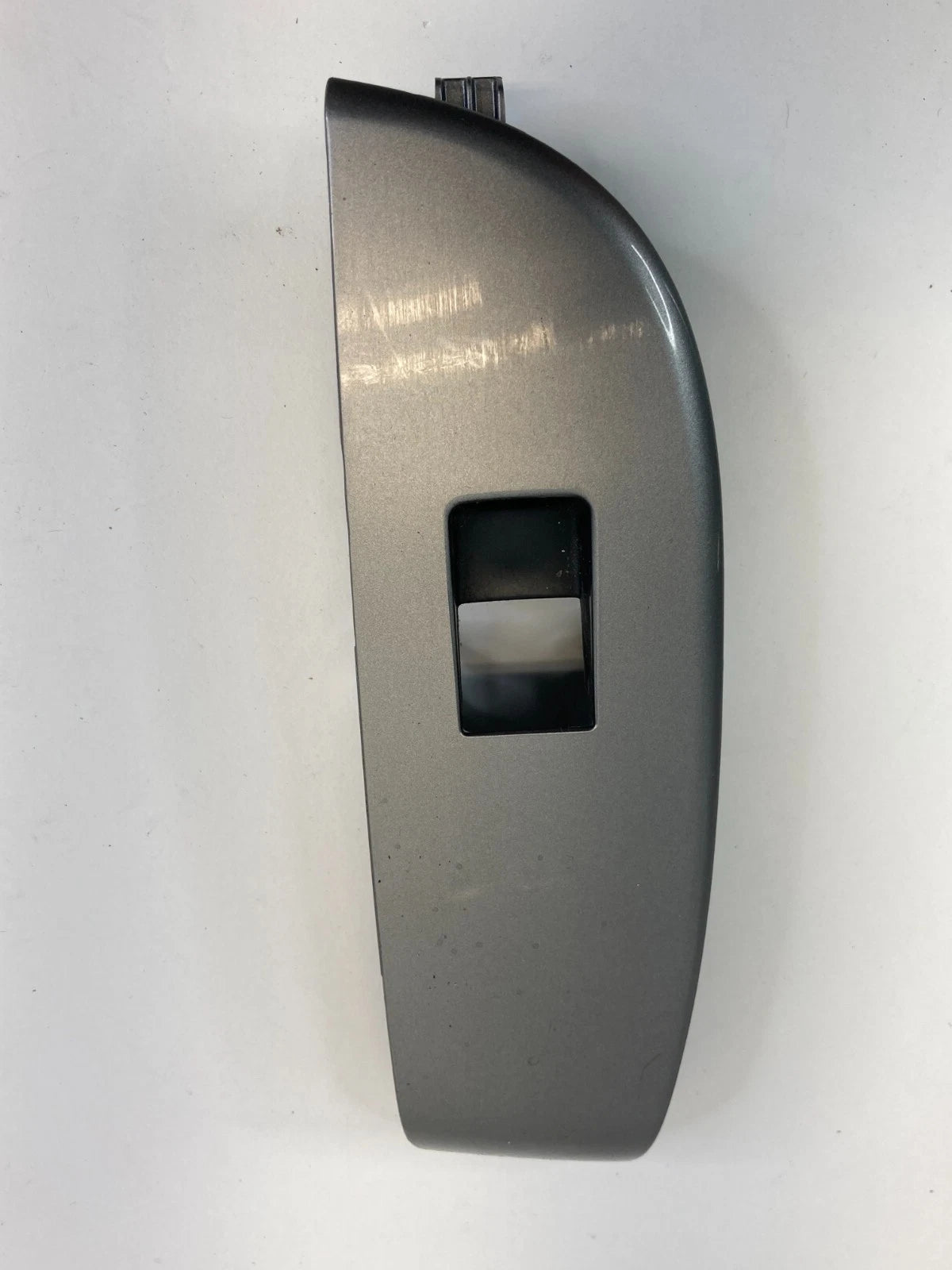 2013-2015 CHEVROLET MALIBU RR LH POWER WINDOW SWITCH BEZEL TRIM UNIT OEM 2082911