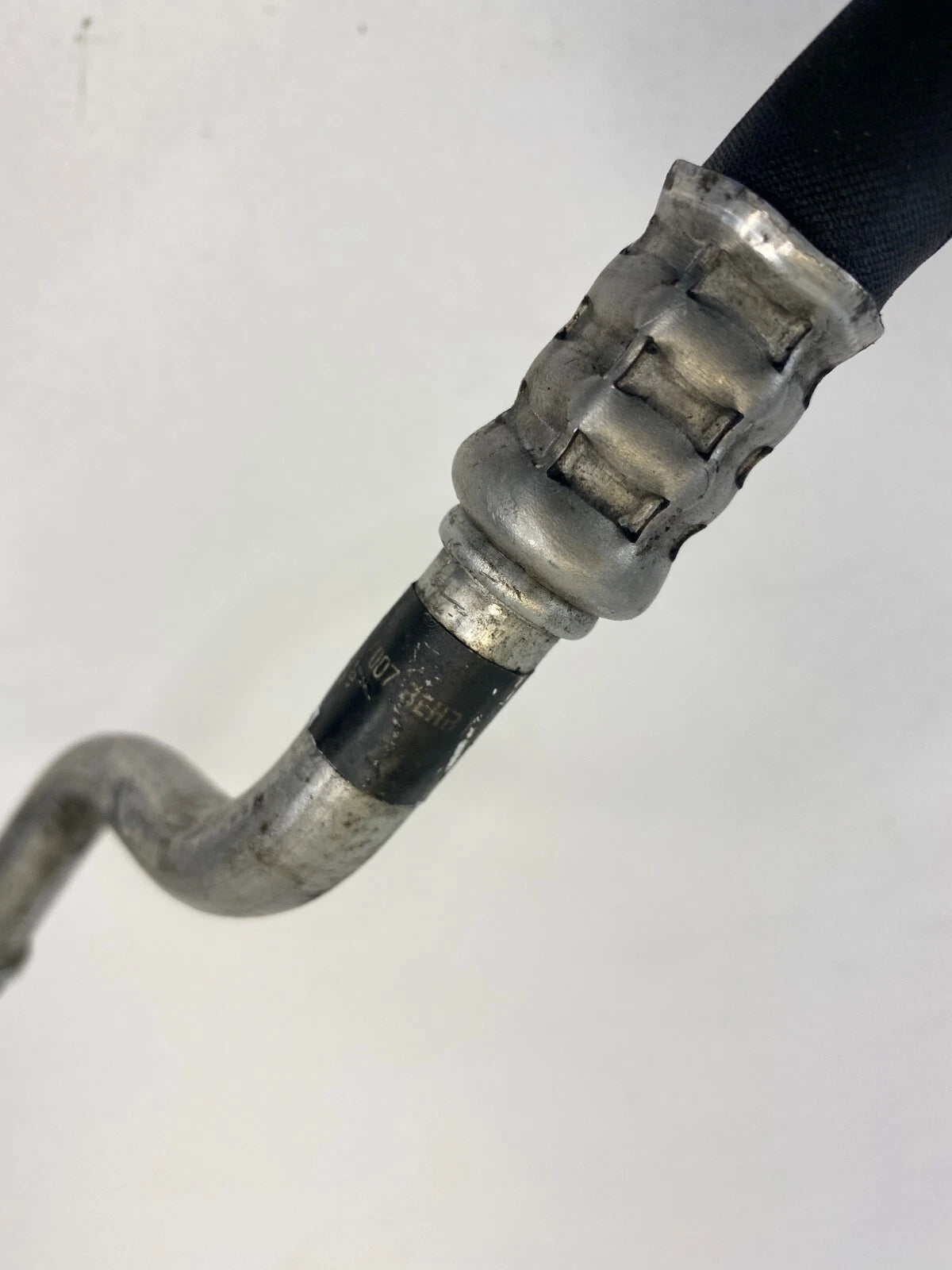06 07 08 09 10 11 12 MERCEDES-BENZ R350 A/C REFRIGERANT DISCHARGE HOSE LINE OEM