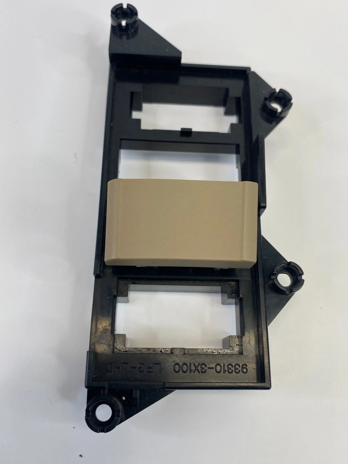 2012-2016 HYUNDAI ELANTRA FRONT LEFT INSTRUMENT PANEL SWITCH BEZEL 93310-3X100