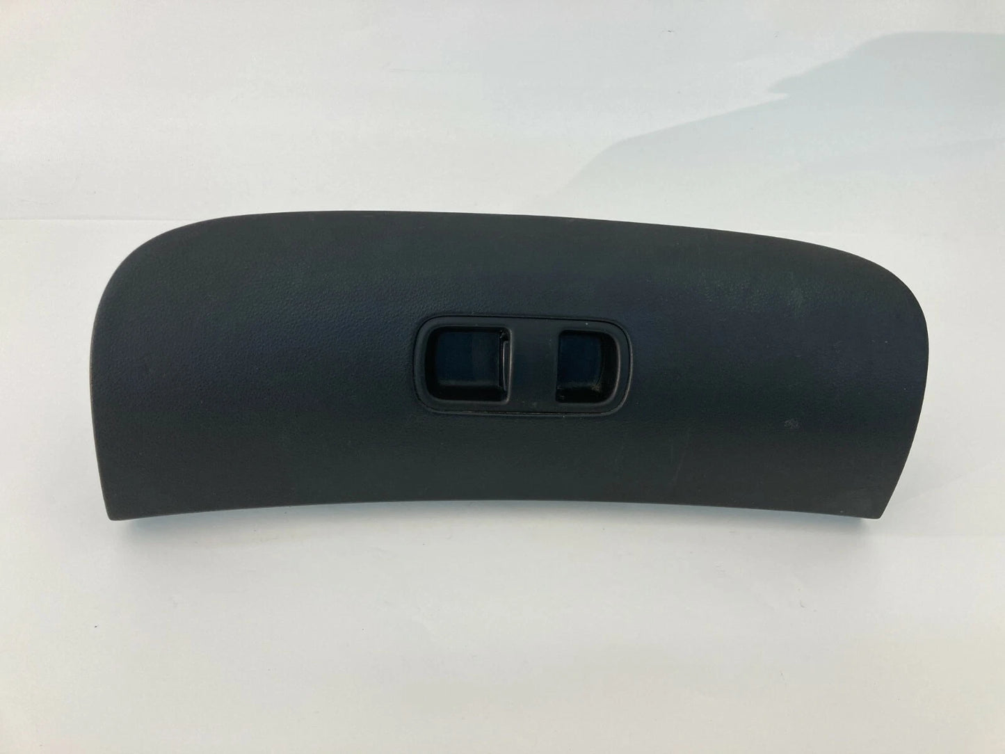 07 08 HYUNDAI ENTOURAGE UPPER GLOVE BOX STORAGE COMPARTMENT BOX 4D847-35110 OEM