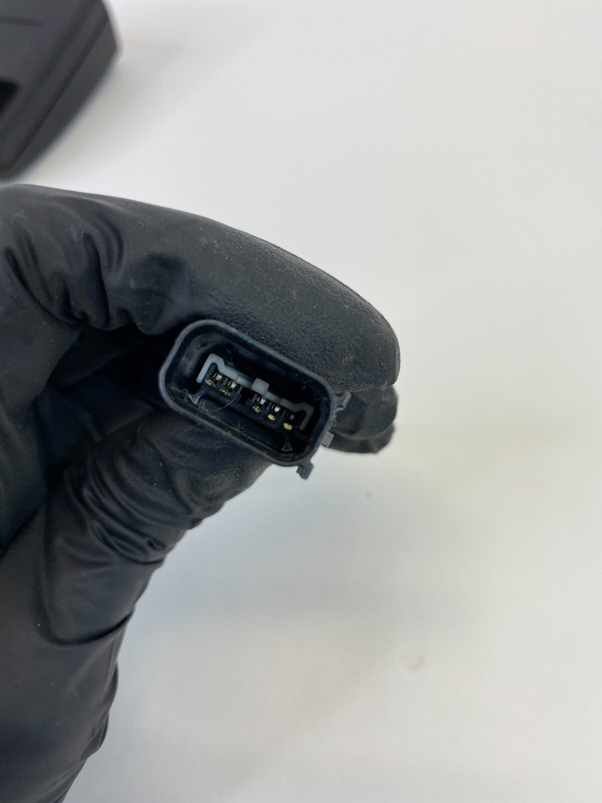 2013 2014 Ford Focus Front Right Passenger Seat Belt Buckle DM51-61208-CCW OEM