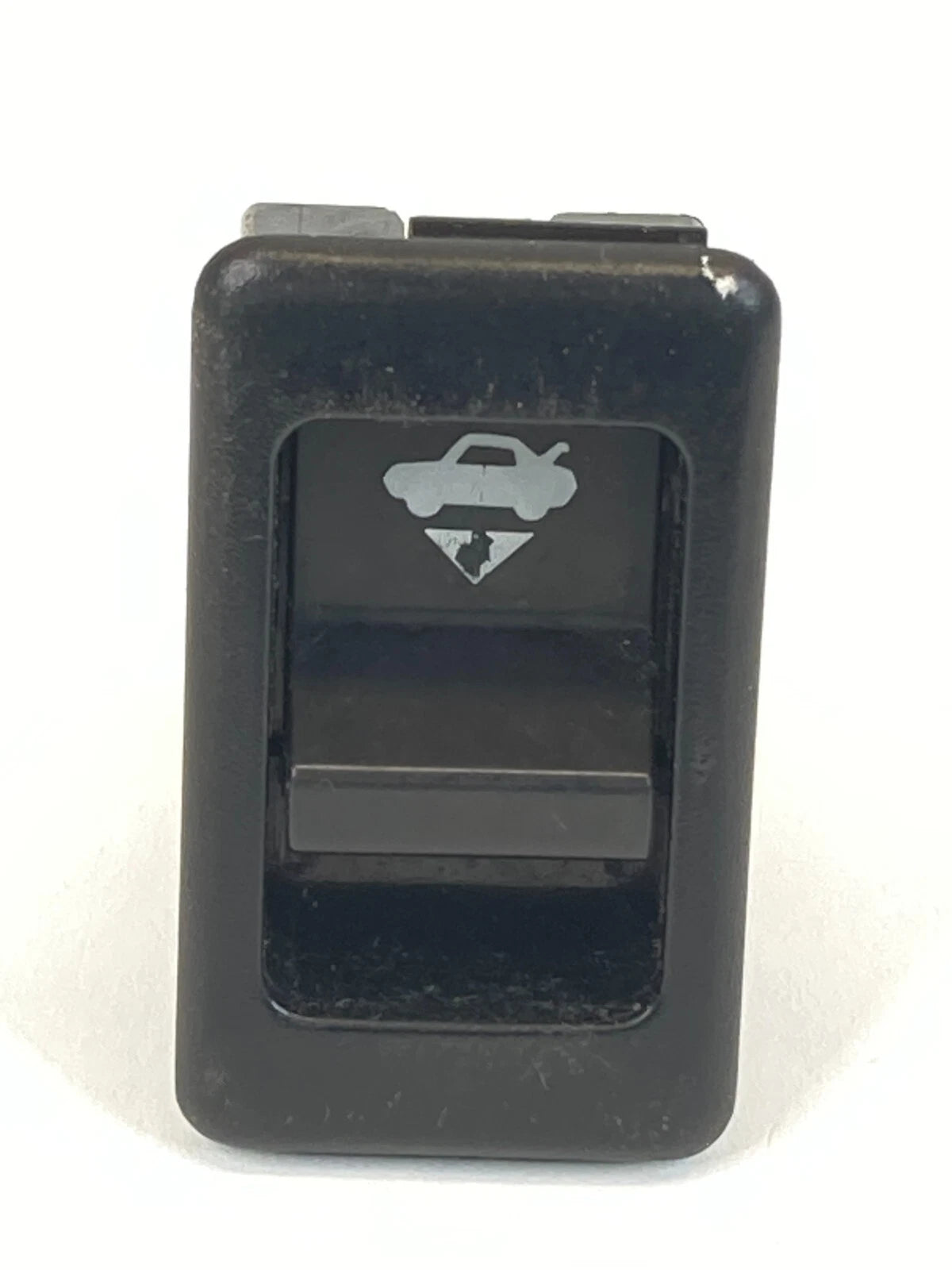 2007-2012 NISSAN ALTIMA SEDAN TRUNK LID RELEASE OPENER CONTROL SWITCH BUTTON OEM