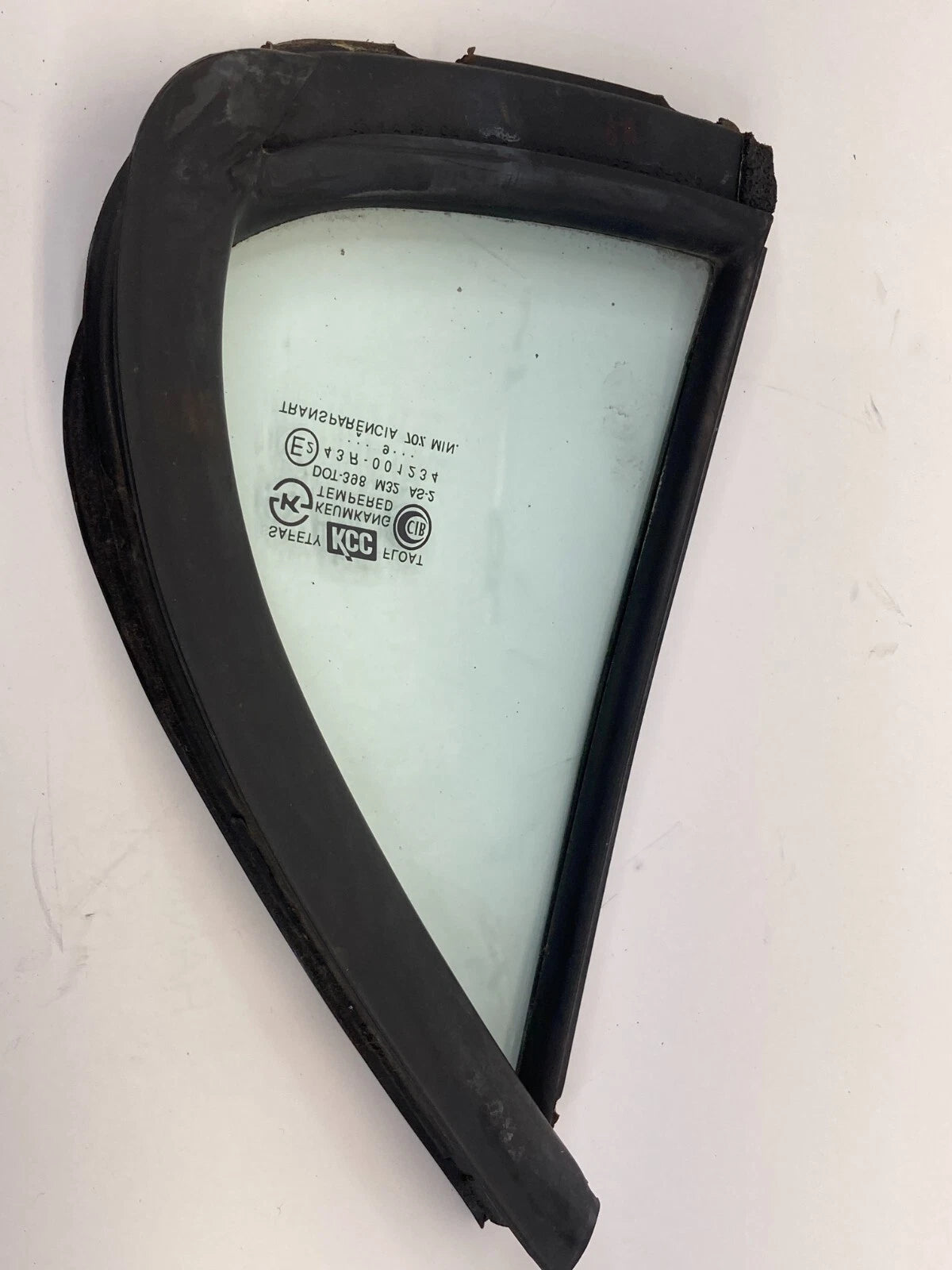 1996-2000 HYUNDAI ELANTRA REAR RIGHT PASSENGER DOOR VENT GLASS 83543-29000 OEM