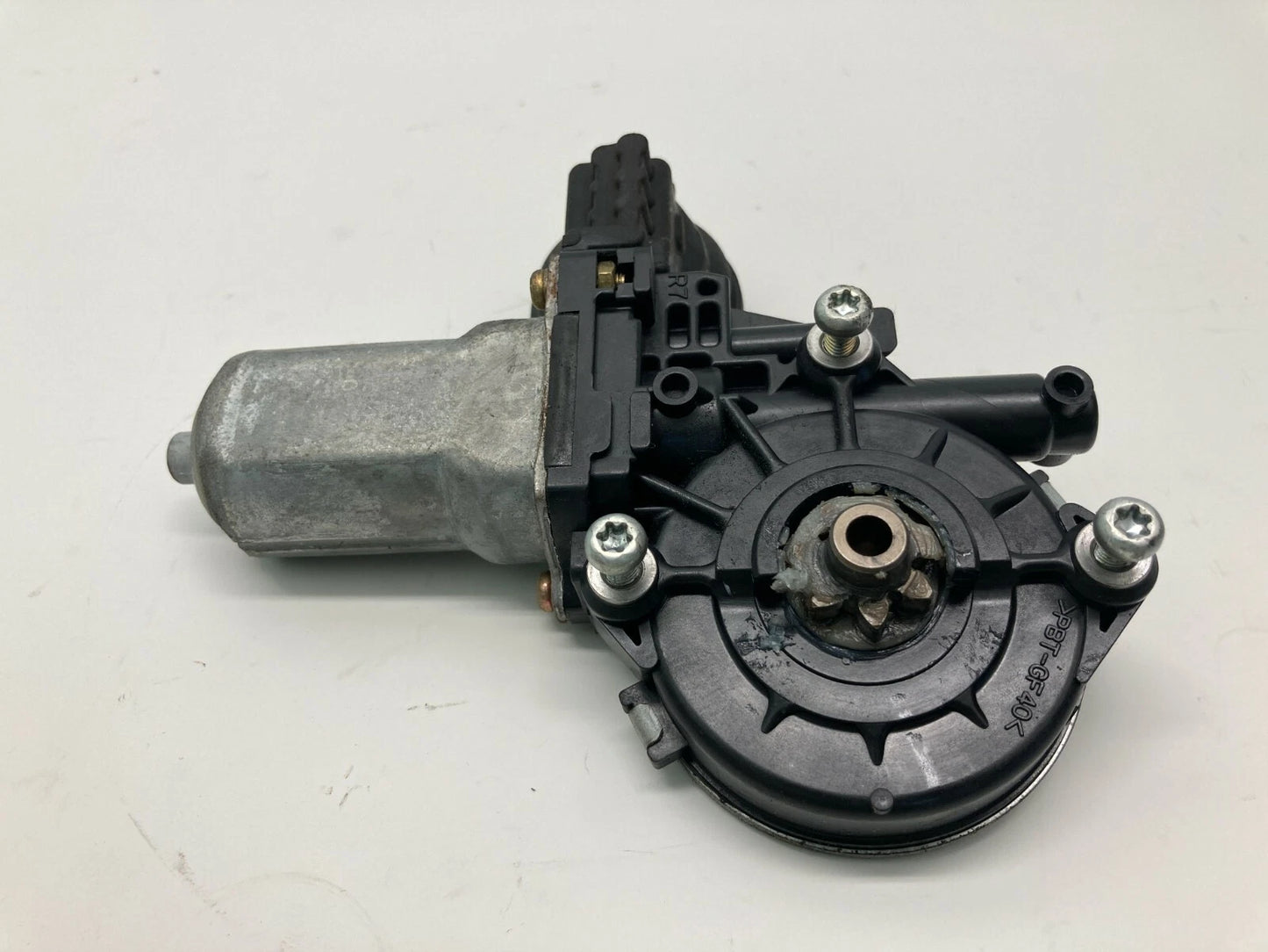 04-09 TOYOTA PRIUS 09-19 COROLLA REAR RIGHT POWER WINDOW MOTOR 85710-35180 OEM