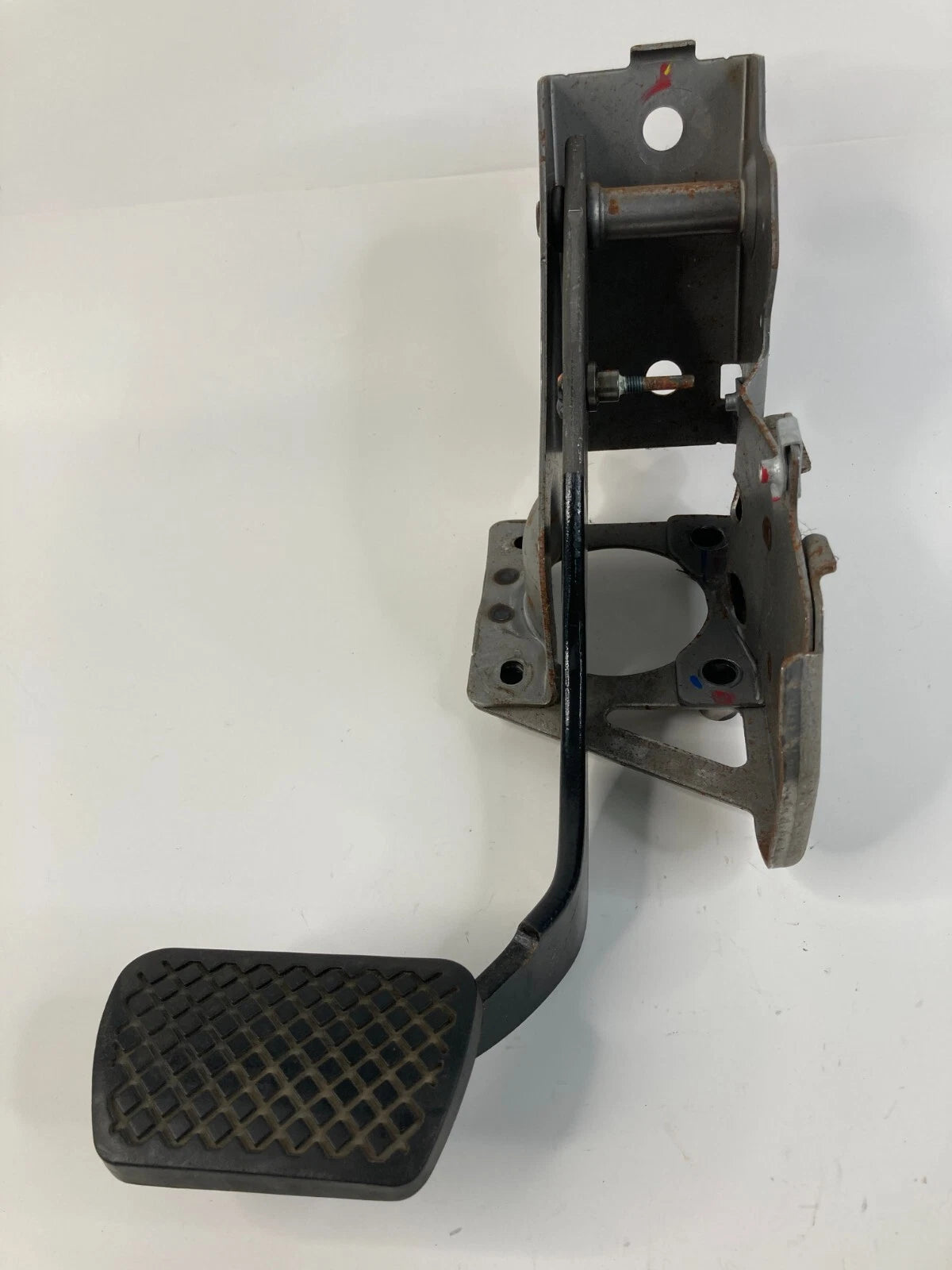 2010-2017 CHEVROLET EQUINOX BRAKE FOOT STOP PEDAL ASSEMBLY CONTROL MECHANISM OEM