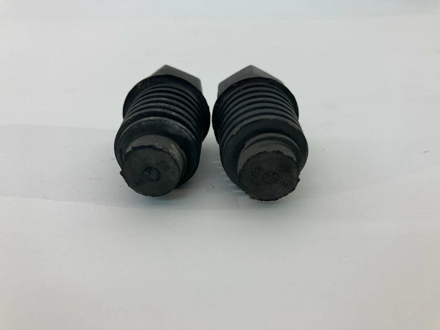 2006-2008 CHEVROLET MALIBU FRONT HOOD ADJUSMENT RUBBER BUMPER STOP SET PAIR OEM
