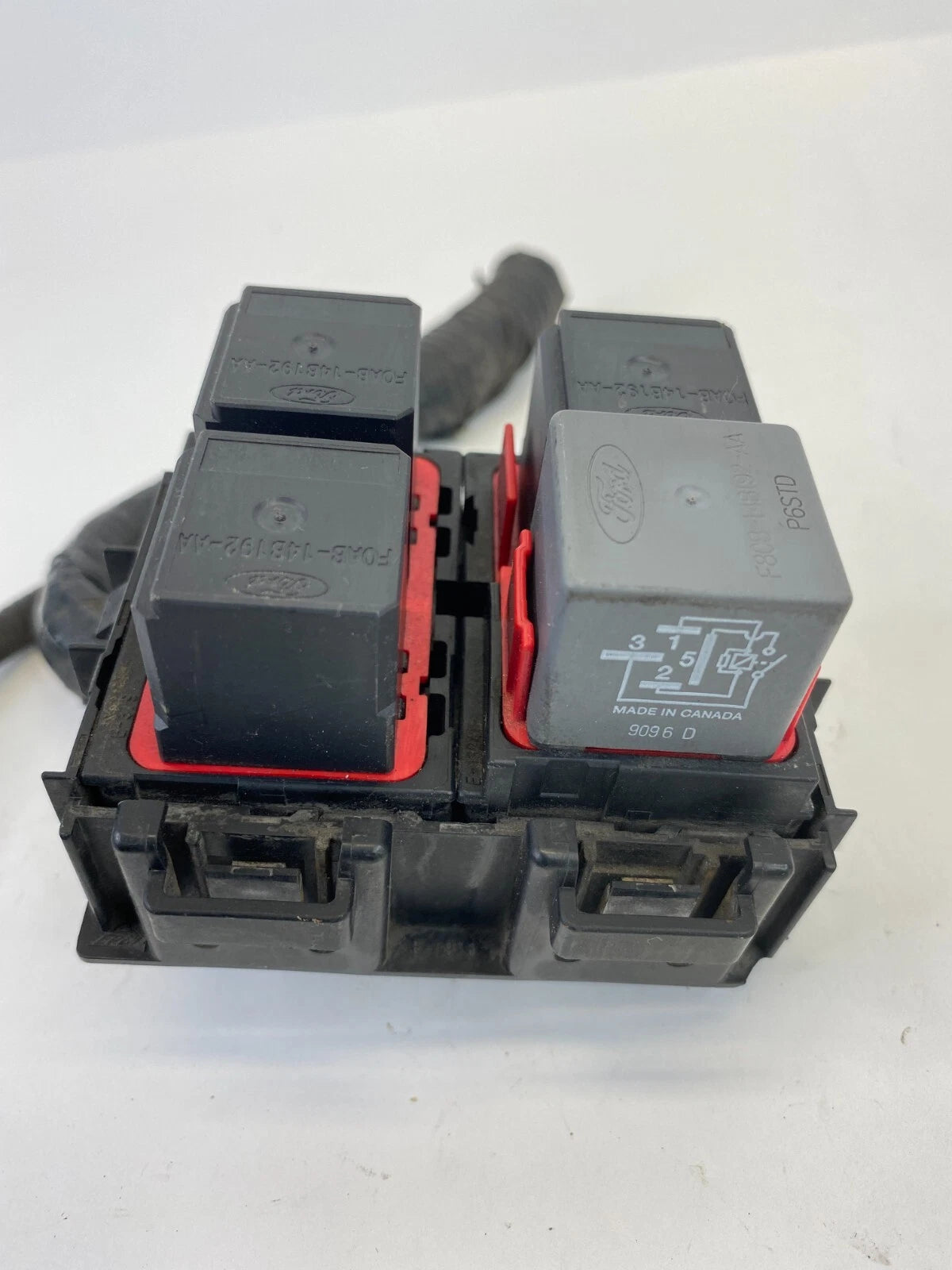 1998-2002 LINCOLN TOWN CAR 4.6L ENGINE FUSE RELAY BOX JUNCTION BLOCK UNIT OEM