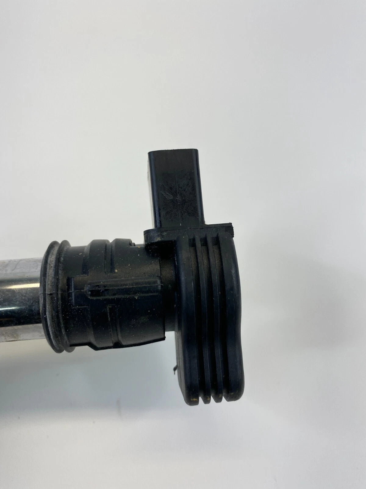 2009-2017 VOLKSWAGEN CC TIGUAN 2.0L 16V TURBO M/T ENGINE IGNITION COIL OEM
