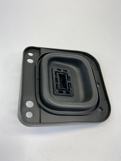 2009-2014 NISSAN CUBE RIGHT INSTRUMENT PANEL LOWER COVER BRACKET 68926-1FC1A
