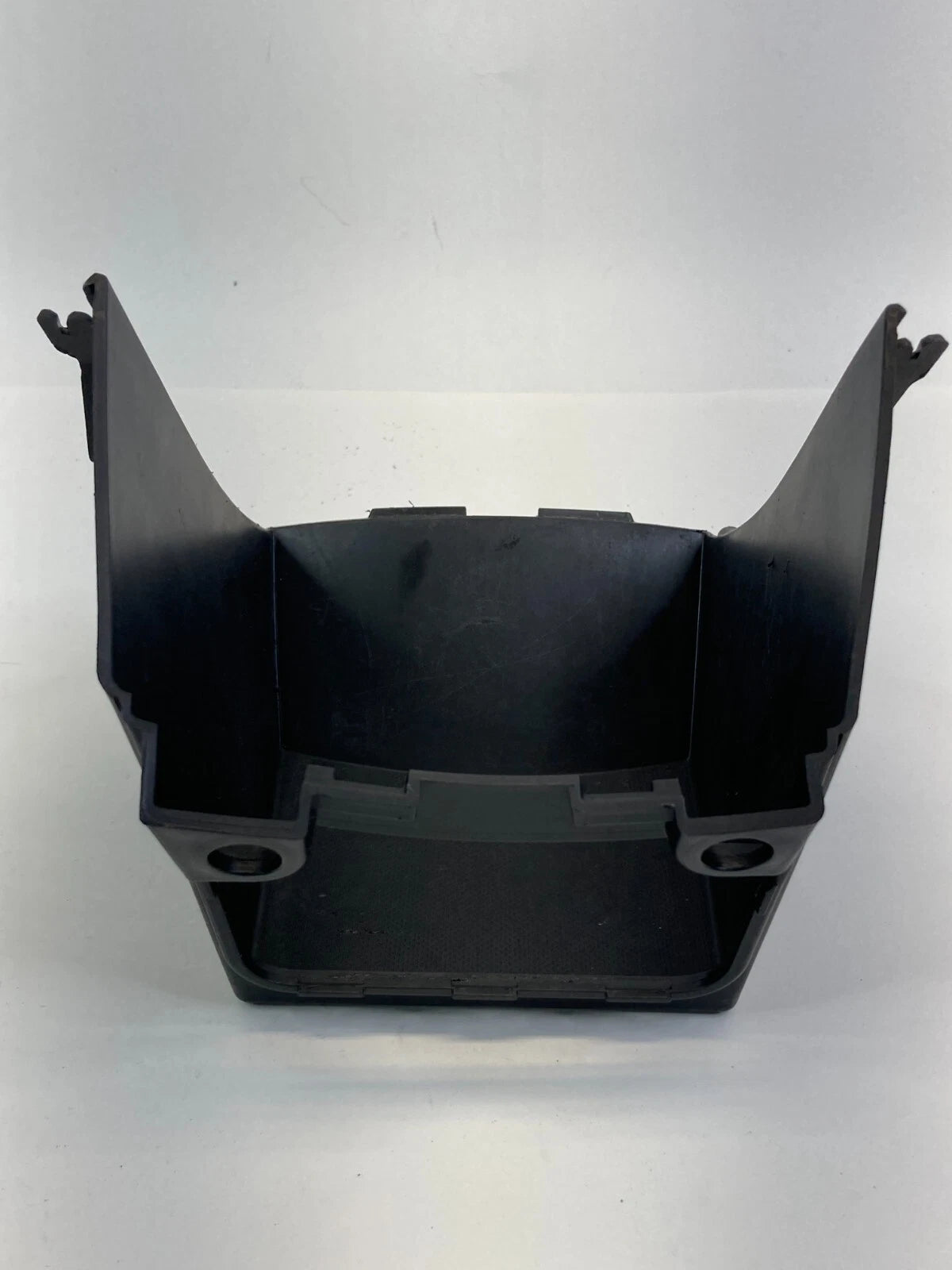 2012-2017 HYUNDAI ACCENT CENTER CONSOLE FLOOR TRAY TRIM 84612-1R000 OEM