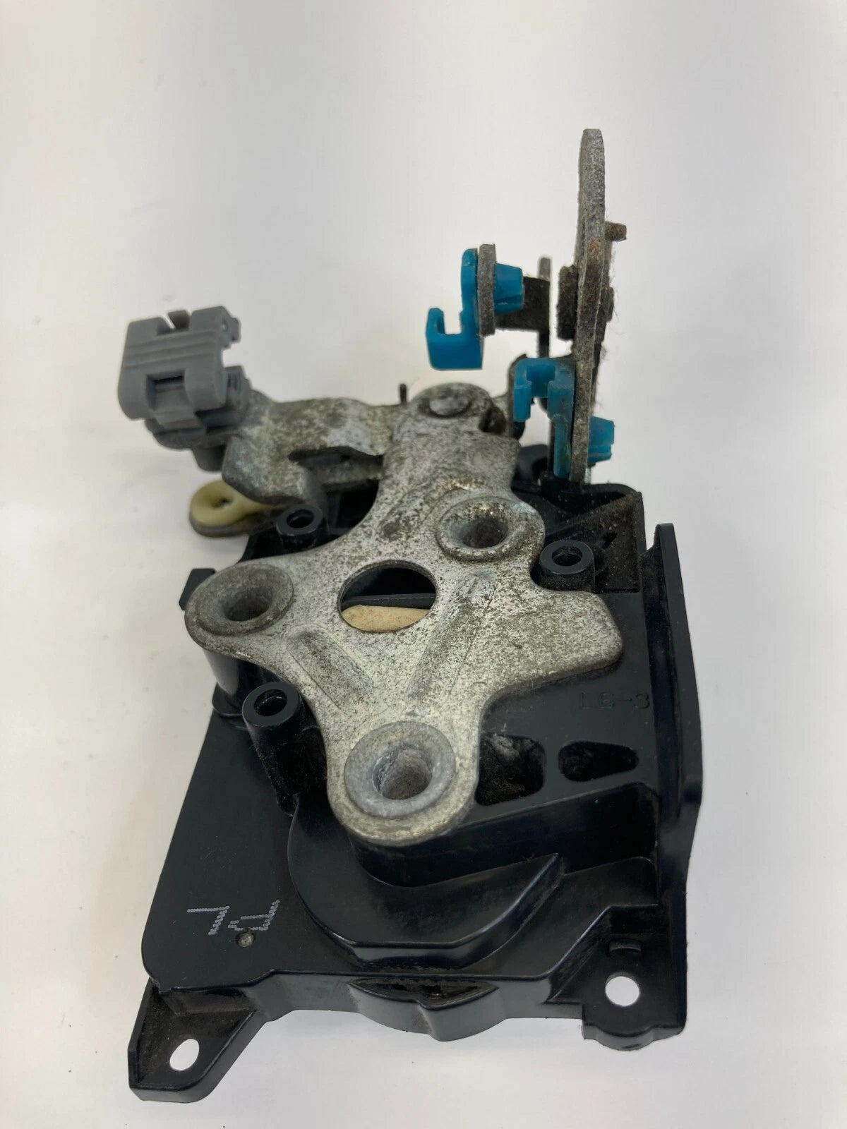 04-11 CHEVROLET AVEO FRONT LEFT SIDE DOOR LOCK LATCH RELEASE ACTUATOR A046818