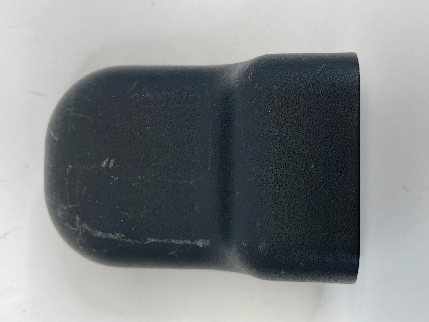 2009 2010 HYUNDAI ELANTRA SEDAN FRONT LEFT SIDE SEAT TRACK COVER TRIM CAP OEM