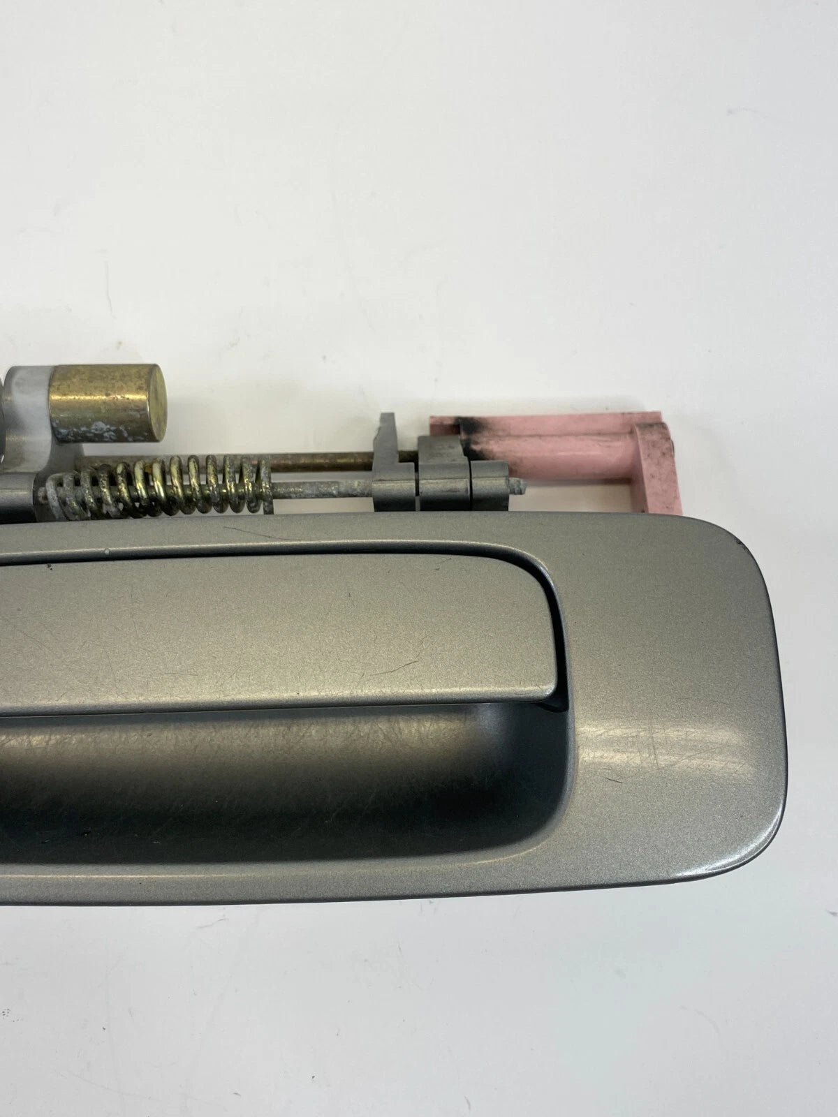 1997 1998 1999 2000 2001 LEXUS ES300 REAR LEFT SIDE OUTER DOOR HANDLE ASSEMBLY