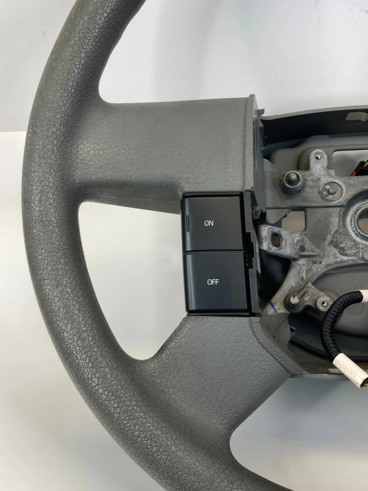 04-08 FORD F-150 STEERING WHEEL W/ CRUISE CONTROL BUTTONS GRAY 5L343600BD32NC