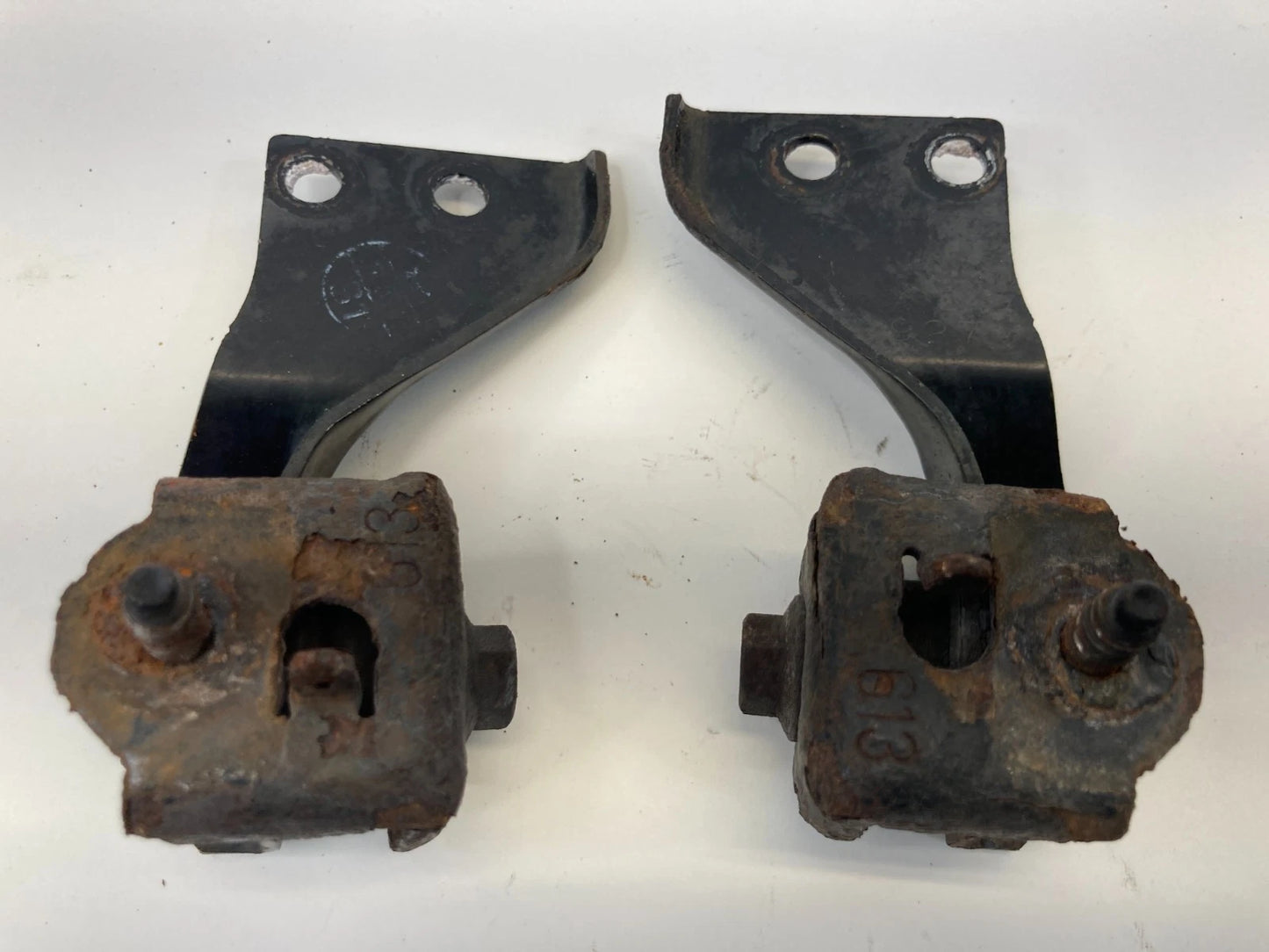 2005-2010 SCION TC FRONT AC CONDENSER MOUNTING BRACKETS HOLDERS PAIR OEM FACTORY