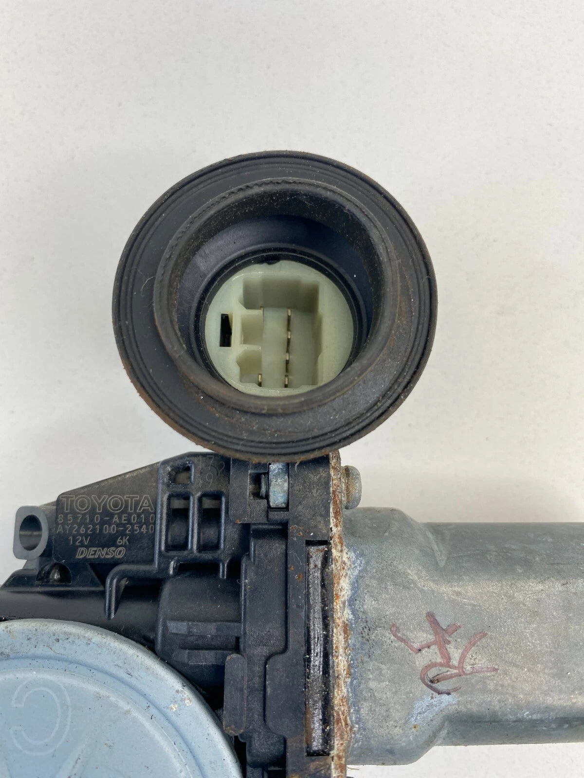 09-13 TOYOTA MATRIX 09-19 COROLLA FRONT RIGHT POWER WINDOW MOTOR 85710-AE010 OEM