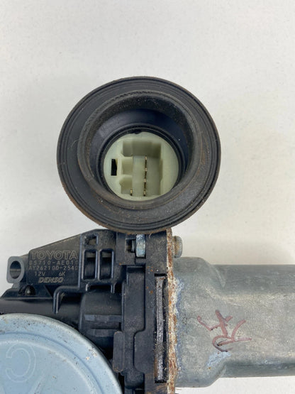 09-13 TOYOTA MATRIX 09-19 COROLLA FRONT RIGHT POWER WINDOW MOTOR 85710-AE010 OEM