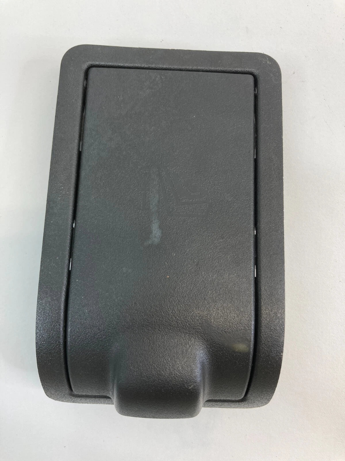 2012-2014 FORD FOCUS SEDAN REAR SEAT CHILD SAFETY ANCHOR HOOK COVER TRIM OEM