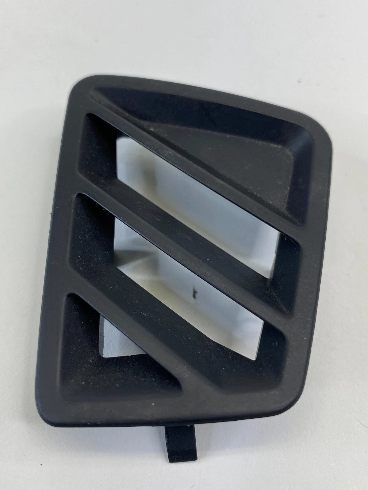 13-19 FORD POLICE INTERCEPTOR UTILITY DASH RIGHT AC AIR VENT DEFROSTER GRILL OEM