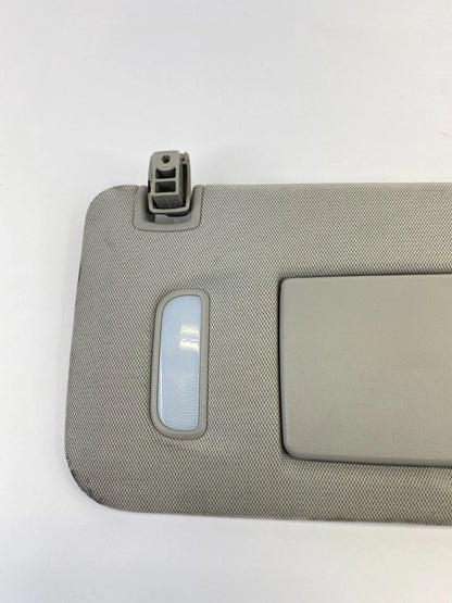 2010-2017 CHEVROLET EQUINOX ROOF RIGHT PASSENGER SUNVISOR SUN VISOR SHADE OEM