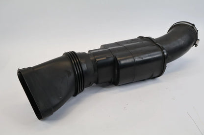 2012-2016 BMW 528I 2.0L L4 AIR INTAKE SILENCER DUCT HOSE TUBE 13717612094 OEM