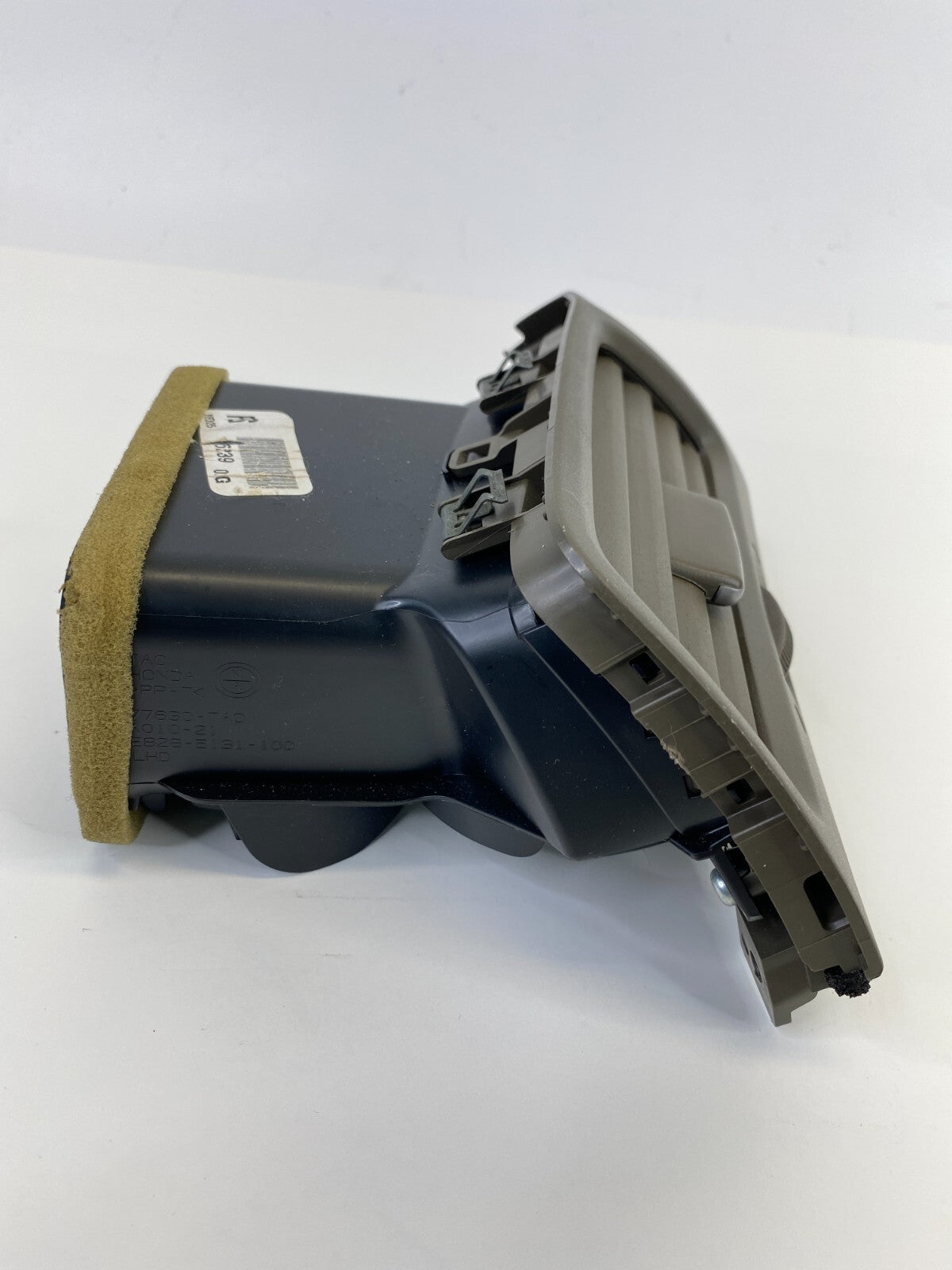 2008-2012 Honda Accord Dash Right Passenger Air Vent AC Heater Duct Grille OEM