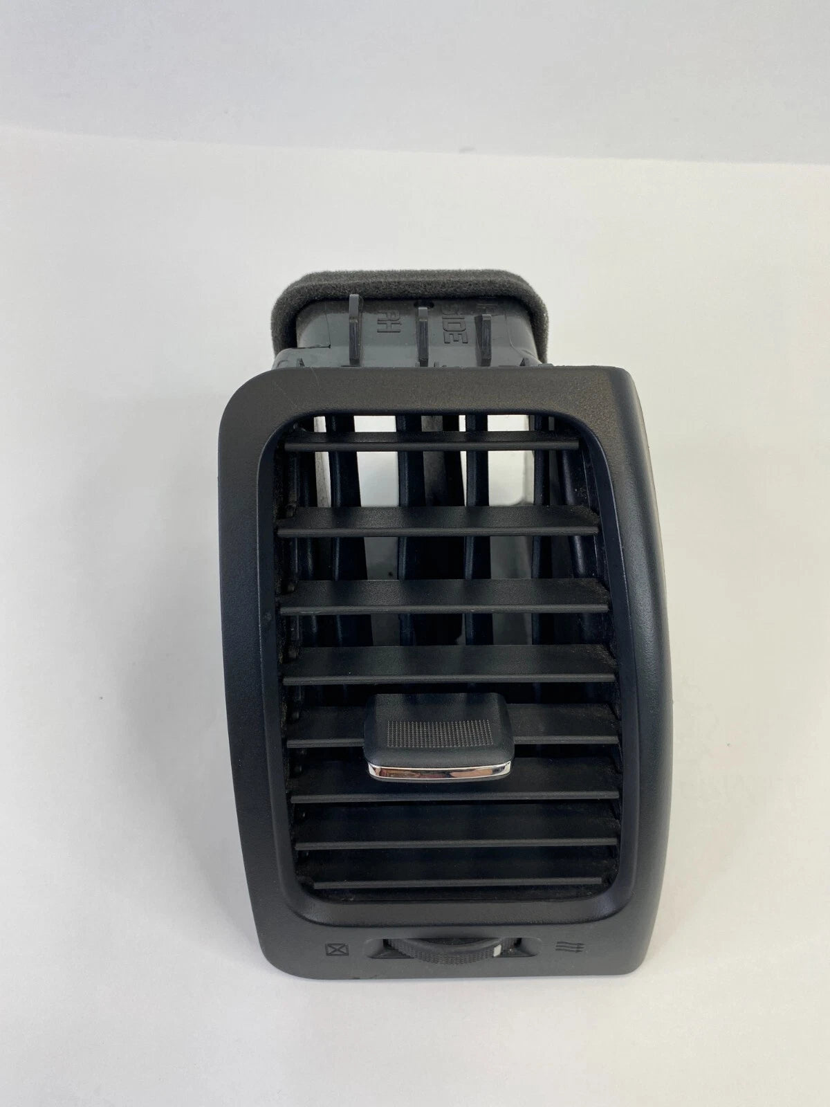 2007-2013 NISSAN ALTIMA RIGHT DASH A/C AIR VENT GRILLE OUTLET 68760-JA00A OEM