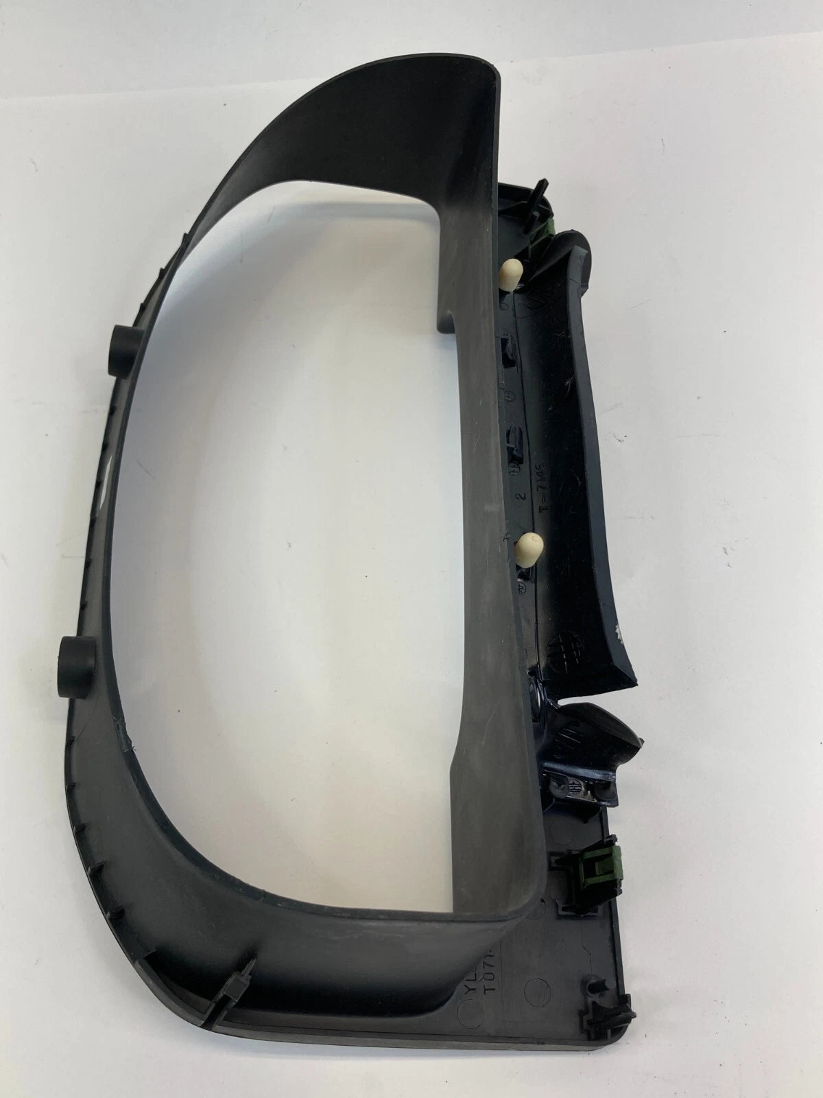 01-07 FORD ESCAPE DASH SPEEDOMETER INSTRUMENT CLUSTER TRIM BEZEL YL8X78044D70A