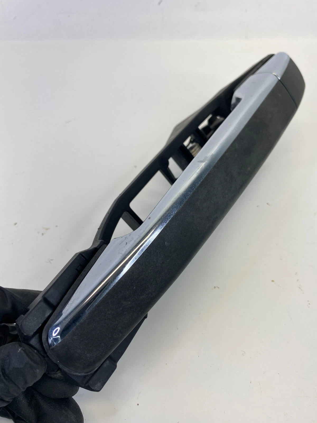 1998-2002 MERCEDES-BENZ E430 REAR LEFT OUTSIDE EXTERIOR DOOR HANDLE CHROME OEM