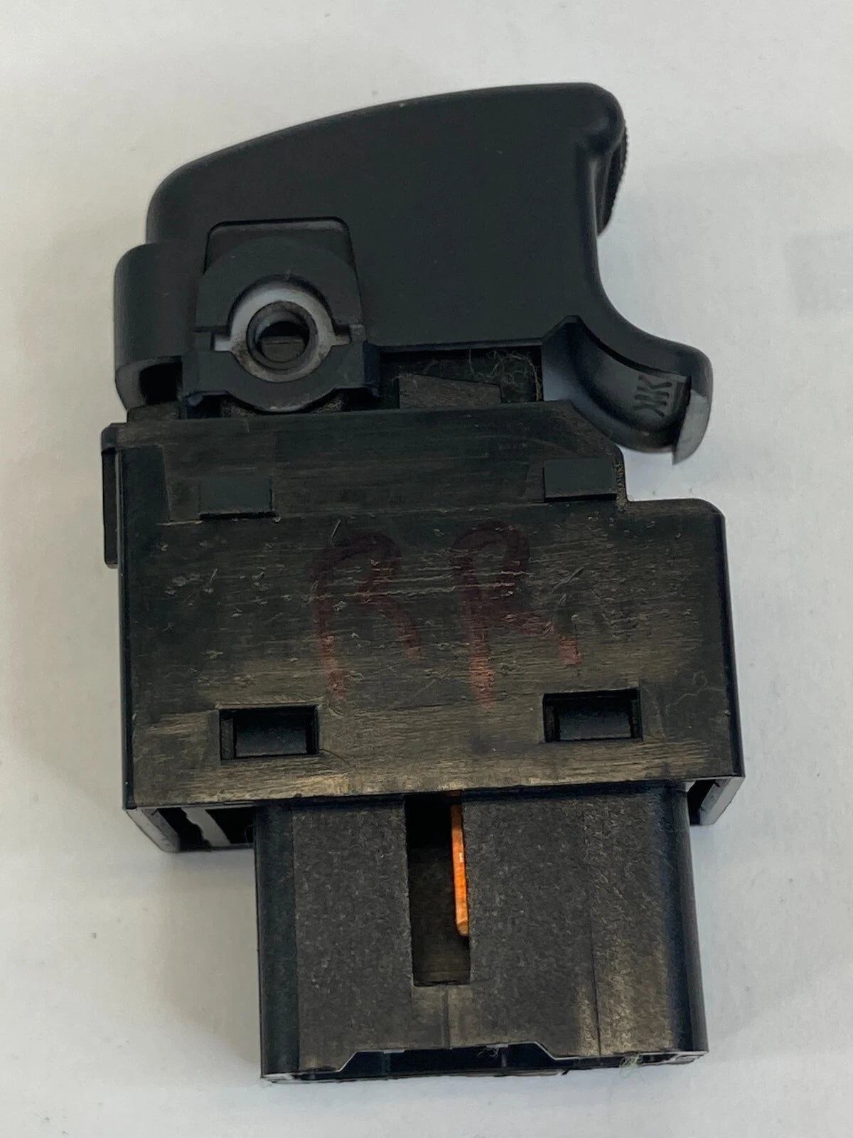 2005-2010 KIA SPORTAGE REAR RIGHT SIDE POWER WINDOW SWITCH CONTROL BUTTON OEM