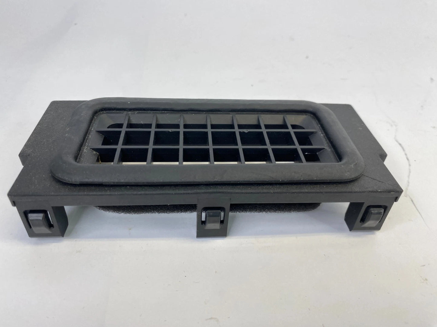 2007-2008 INFINITI G35 SEDAN CENTER CONSOLE AIR VENT GRILLE COVER 96912-JK10A