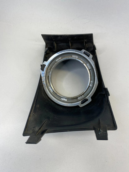2008-2011 FORD FOCUS FRONT RIGHT SIDE FOG LIGHT LAMP COVER BEZEL 8S43-15A298 OEM