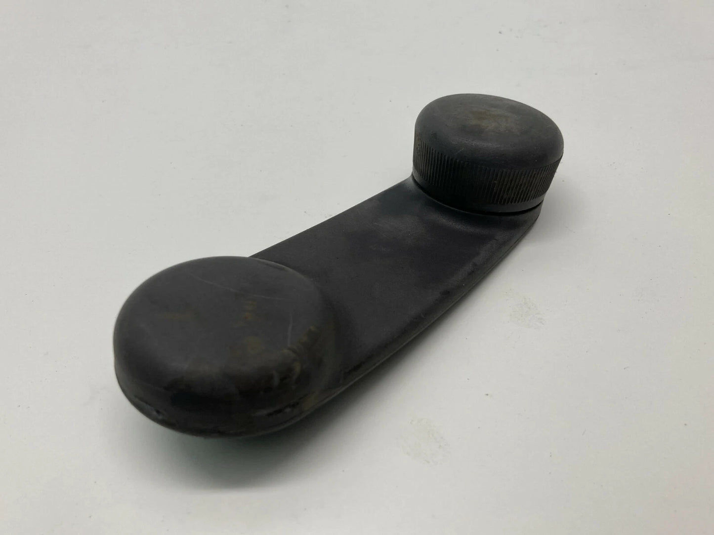 95 96 97 98 DODGE NEON FRONT RIGHT PASSENGER MANUAL WINDOW HAND CRANK HANDLE