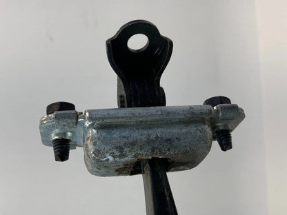 12-17 HYUNDAI ACCENT SEDAN REAR RIGHT SIDE DOOR LOCK CHECK STOPPER STRAP OEM