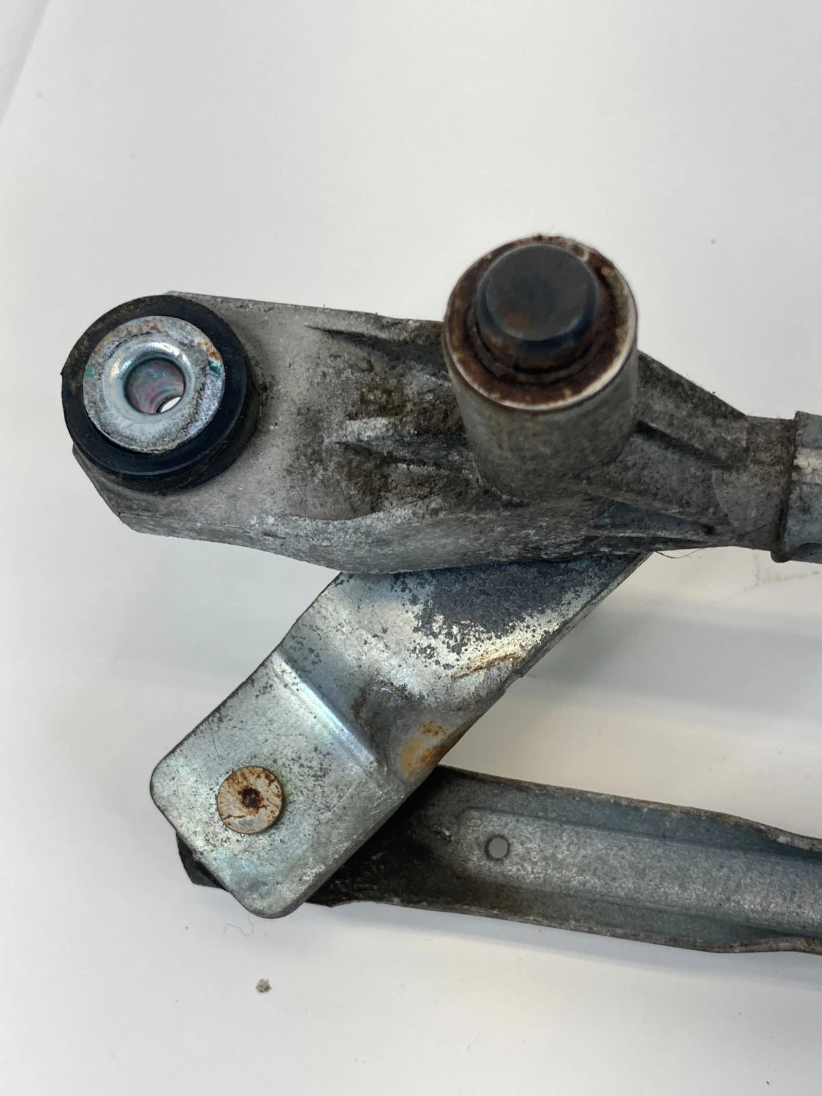 2012-2015 CHEVROLET CAPTIVA SPORT FRONT WIPER MOTOR LINKAGE MODULE OEM 20829042