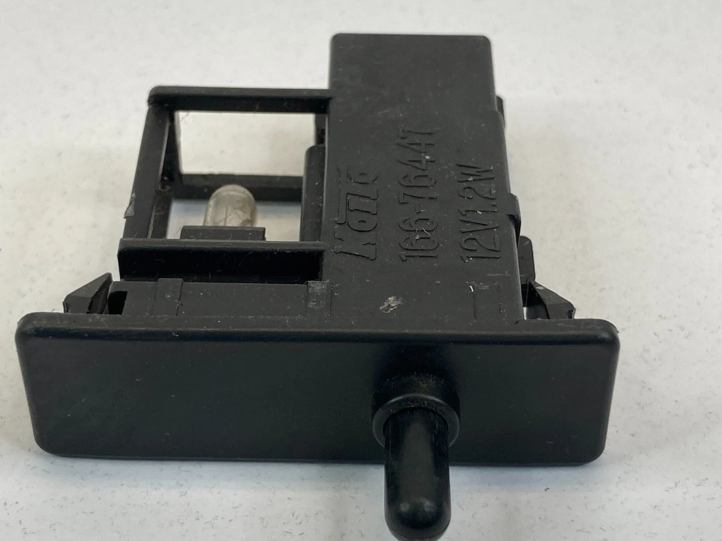 1997-2011 TOYOTA CAMRY FRONT PASSENGER GLOVE BOX DOOR LIGHT SWITCH 81260-33030