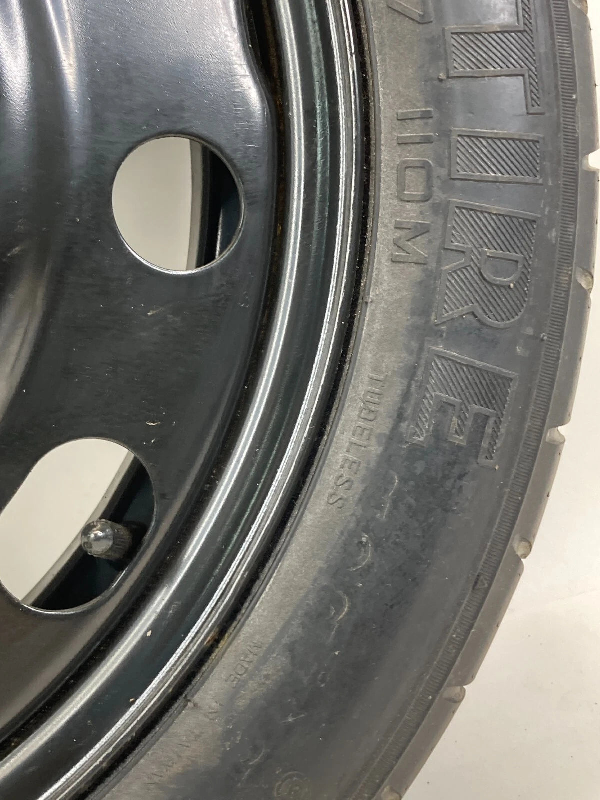 2013-2019 FORD TAURUS EMERGENCY SPARE TIRE WHEEL COMPACT DONUT T155/70D17 OEM