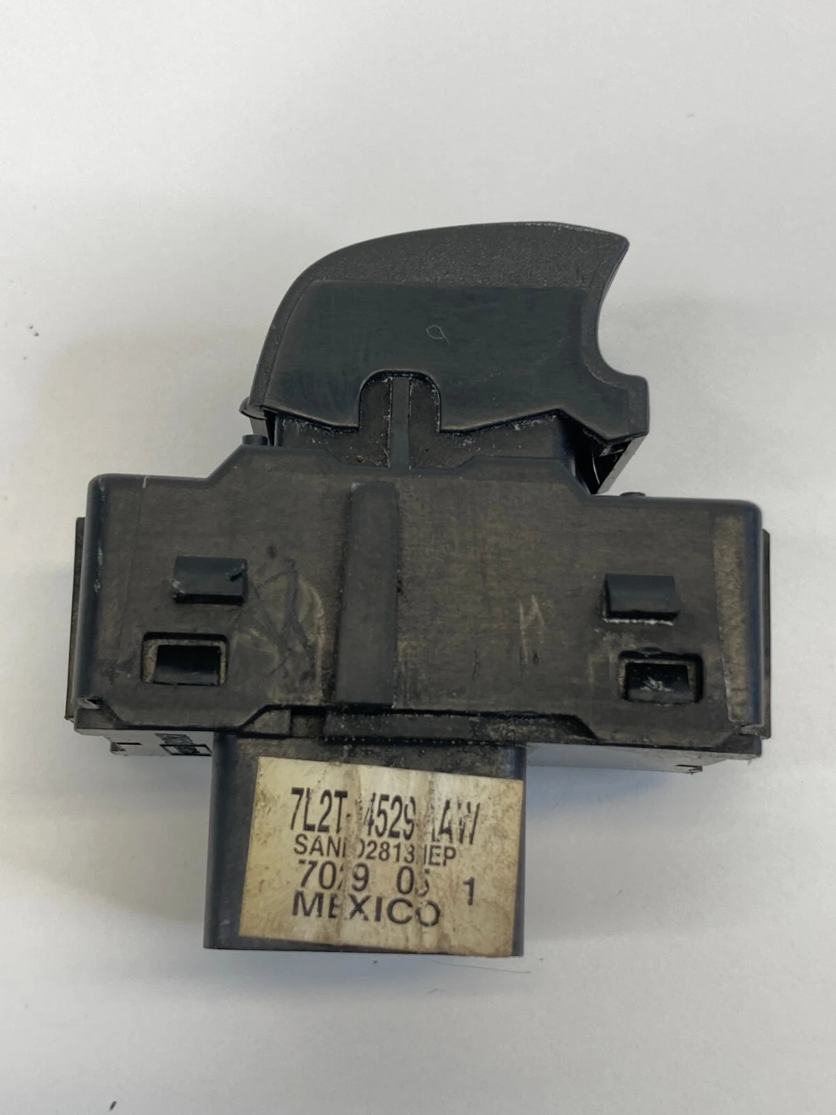2007-2010 FORD EDGE REAR LEFT SIDE DOOR POWER WINDOW SWITCH 7L2T-4529AAW